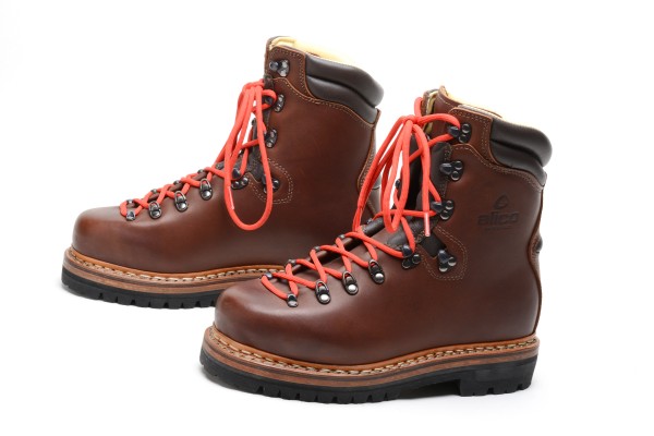 Bergschuh Everest Peak