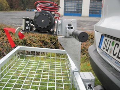 Halterung für Seilwinde mit Kugelkopf (Edelstahl)